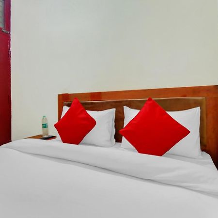 Hotel O Yash Hotel ガーズィヤーバード エクステリア 写真